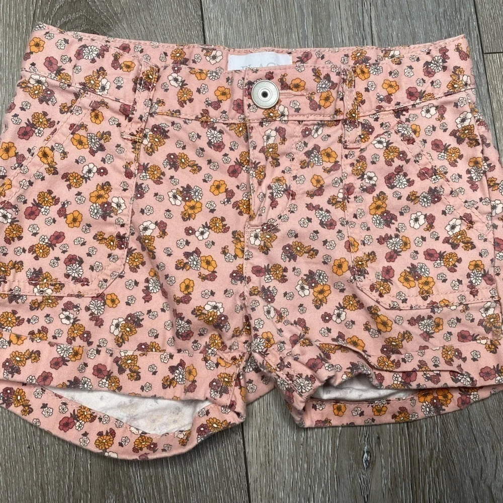 The Children’s Place Girl Floral Shorts Size 5